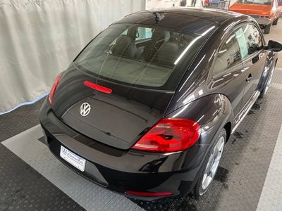 2013 Volkswagen Beetle 2.5L Fender Edition