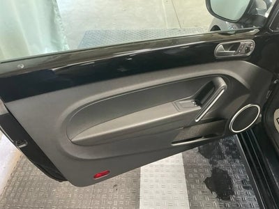 2013 Volkswagen Beetle 2.5L Fender Edition