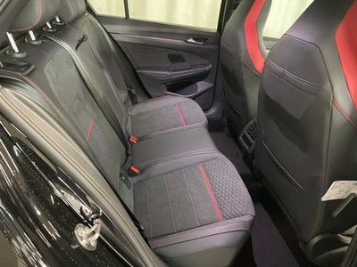 2026 Volkswagen Golf GTI SE